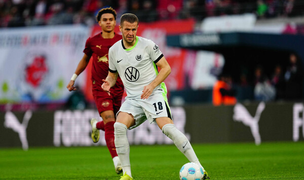 После первого тайма стало понятно. Вольфсбург на выезде шокировал Лейпциг Лейпциг, Бохум, Беренс, Штутгарт, Мегле