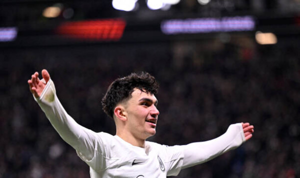 Айнтрахт, Узун, Джан, Экитике