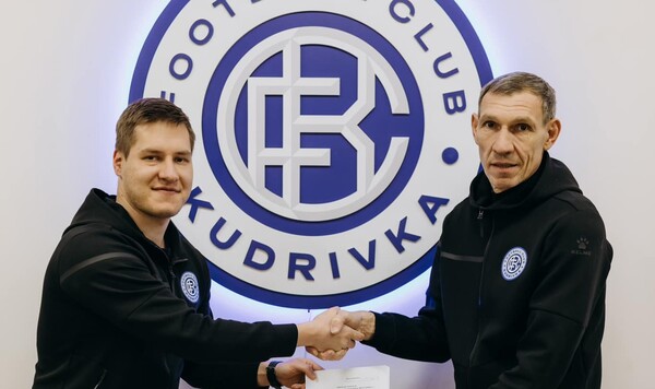 ОФИЦИАЛЬНО. Известный голкипер трудоустроился в клубе Первой лиги Шуховцев, Игорь, Металлист, Харьков, Заря