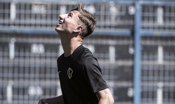 Трансфера не будет. Динамо приняло решение отказаться от футболиста Динамо, Турции, Агостиньо