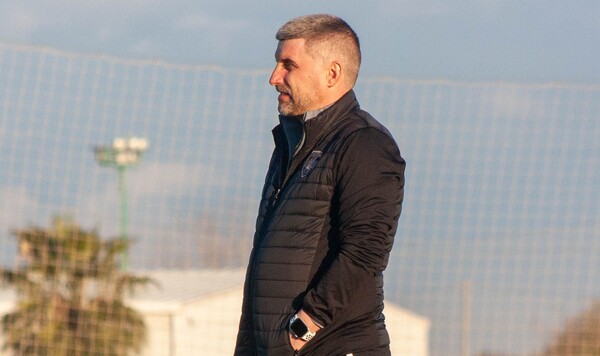 Турции, Рапид, Висла, Краков, Скажите