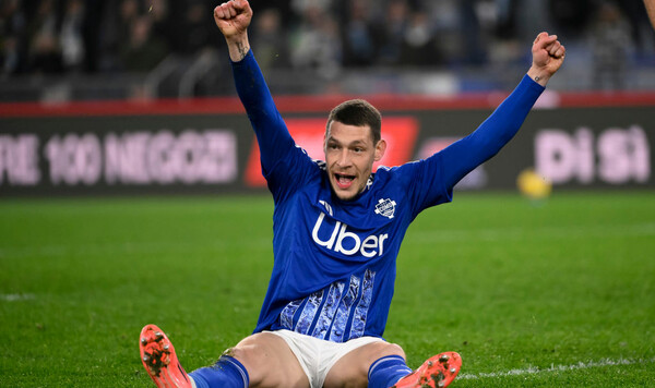 ОФИЦИАЛЬНО. Чемпион Европы 2020 года стал одноклубником Трубина Белотти, Европы, Андреа, Бенфику, Трубин