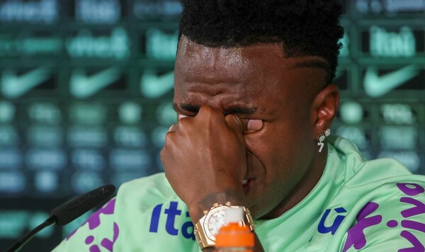 Раздевалка Реала отвернулась от суперзвезды. На него накричали Реал, Винисиус, Модрич