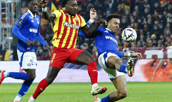 Страсбург одержал вторую победу подряд, украинец сыграл несколько минут Страсбург, Ланс, Эмега, Баква, Мачадо