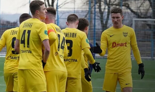 Взяли 29 игроков. Буковина отправилась на учебно-тренировочный сбор Буковина, Дмитрий, Андрей, Иван, Даниил