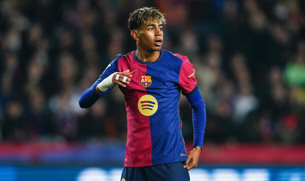 Ему всего 17 лет. Ямаль провел 100 матчей в карьере Ямаль, Барселоны, Вальекано, Райо, Ламин