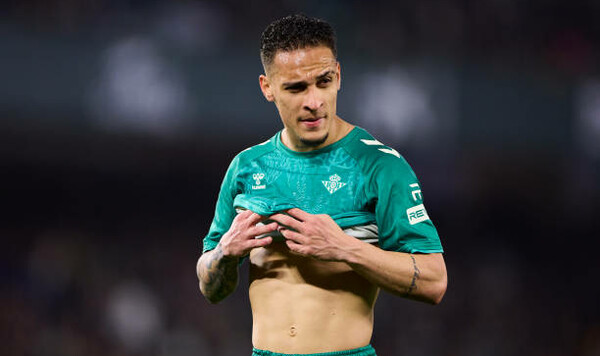 Бетис, Антони, Юнайтед, Романо, Манчестер