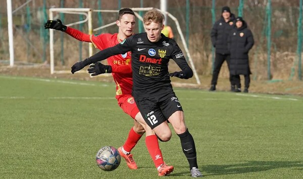 От поражения не спаслись. Буковина проиграла запорожскому Металлургу Буковина, Металлург, Близнюк, Варяник, Плаксу