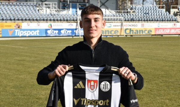 18-летний украинский вингер подписал контракт с чешским клубом Дмитрий, Ческе, Будеевице, Артимович, Динамо