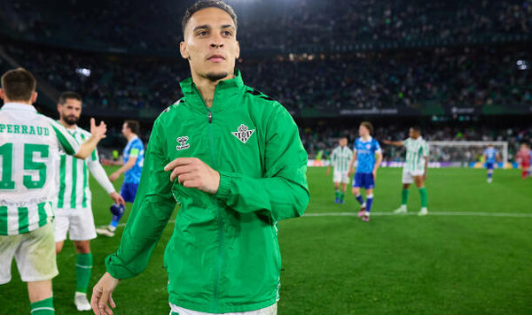 Бетис, Манчестер, Реал, Юнайтед