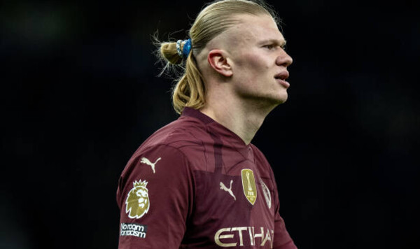 Холанд повторил достижение Ван Нистелроя в Премьер-лиге Манчестер, Тоттенхэма, Нистелроя, Эрлинг, Холанд