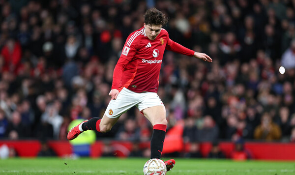 Линделеф, Виктор, Аморим