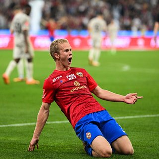 Локомотива, Наир, Тикнизян, Чертаново, Оскол