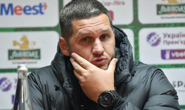 Колос, Александр, Трудовую