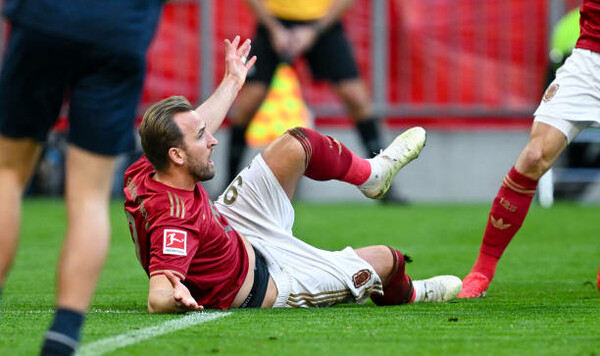 Шок-тур Бундеслиги. Бавария и Байер дружно проиграли в чемпионате Паули, Байер, Вердер, Аугсбург, Дортмунд