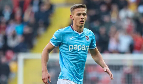 Сикан попал в символическую сборную тура чемпионата Турции Трабзонспор, Сикан, Даниил