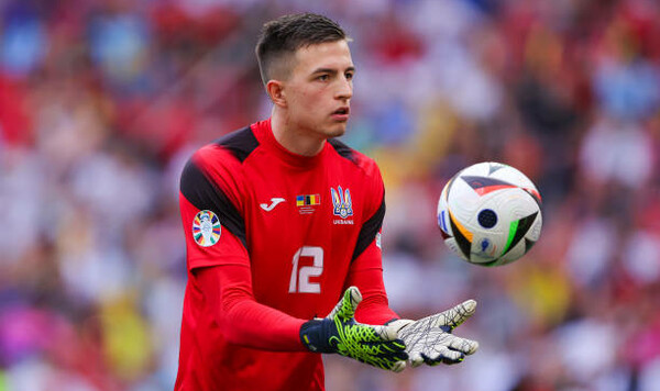 ФОТО. «Две стороны медали». Трубин сделал заявление о сборной Украины Лиги, Украины, Бельгии, Генке, Испании