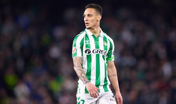 В Бетисе хотят видеть Антони в следующем сезоне. МЮ это может не устроить Манчестер, Бетис, Антони