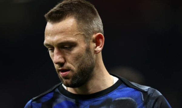 Ливерпуля, Вирджил, Стефан