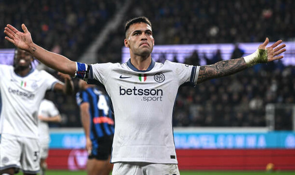 Мартинес, Дензел, Интера, Лаутаро, Дюмфрис