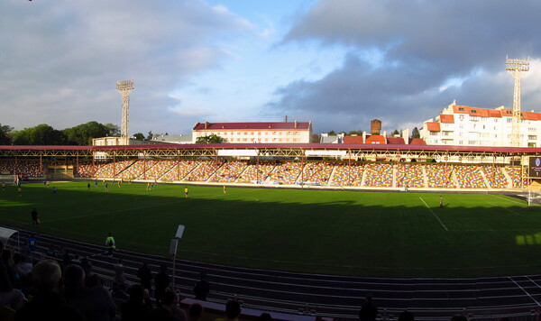 670 км от дома. Ингулец нашел арену, на которой будет принимать соперников Ингулец, Оболони, Карпат, Украины