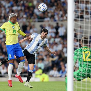 Аргентина без Месси разгромила Бразилию и вышла на чемпионат мира Месси, Аргентины, Бразилию