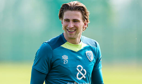 Забарный претендует на звание лучшего игрока Борнмута в марте Борнмут, Англии, Андони, Эванилсон