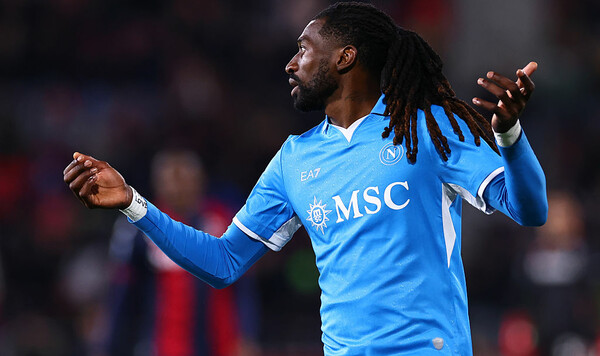 Интересное достижение в сезоне. Фрэнк Ангисса сравнялся с Мактоминеем Ангисса, Наполи, Фрэнк, Серии