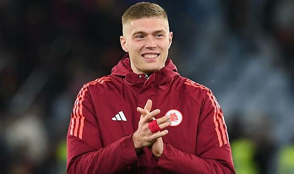 Довбик – второй украинец, которого выбирали лучшим игроком месяца в Серии А Николо, Серии, Довбик, Италии, Артем