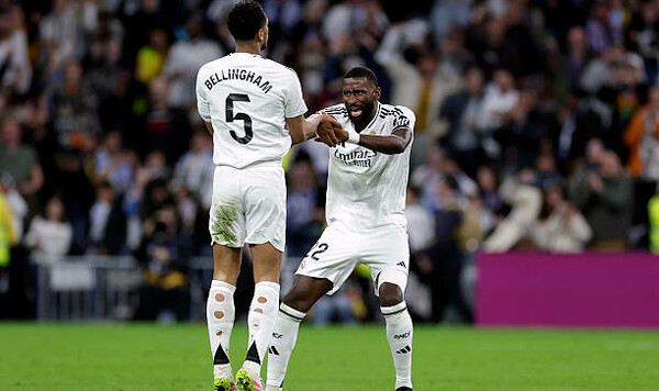 Два лидера Реала подрались на тренировке. Их пришлось разнимать Реала, Джуд, Беллингем, Карло