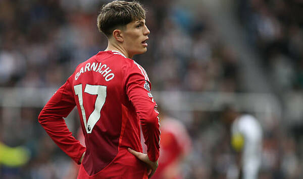 Разочаровал тренера. Манчестер Юнайтед снизил цену, чтобы продать игрока Юнайтед, Гарначо, Алехандро, Манчестер