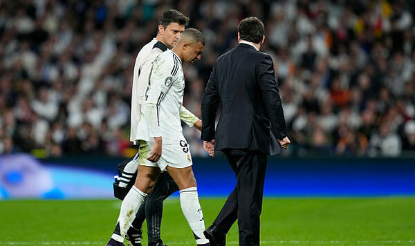 Сыграет ли с Барселоной? Стали известны подробности травмы Мбаппе Барсой, Килиан, Реала, Суперкубка, Испании