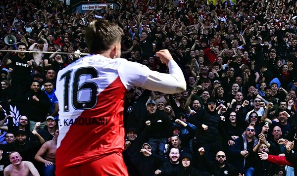 Аякс, Утрехт, Эредивизи, Алле