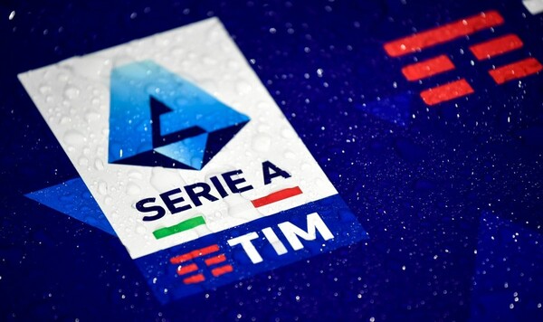 Серии, Римским, Папой, Италии