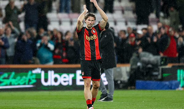 С украинцем. WhoScored опубликовал команду 33-го тура АПЛ Забарный, Илью, Пэлас, Кристал