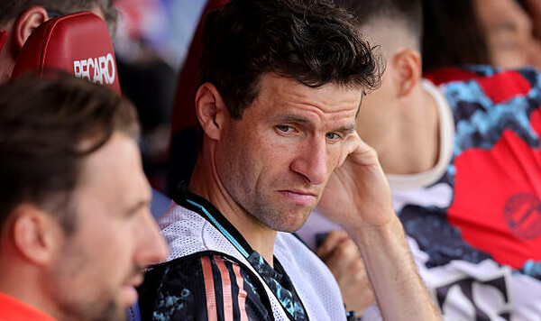 Мюллер мог перебраться в АПЛ. Известно, почему трансфер сорвался Мюллер, Баварии, Англию, Томас