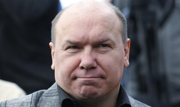 Леон, Виктор, Динамо