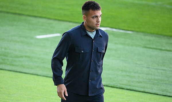 Наследник. Мартинес провел параллель между Лионелем Месси и Ламином Ямалем Барселоне, Лионеля, Мартинес, Ламина, Месси