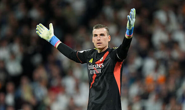 «Куртуа стареет». Фанаты Реала недовольны возможным уходом Лунина Лунин, Куртуа, Тибо, Реала, Андрей