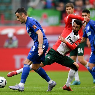 Локомотив, Артем, России, Оренбург, Акрона