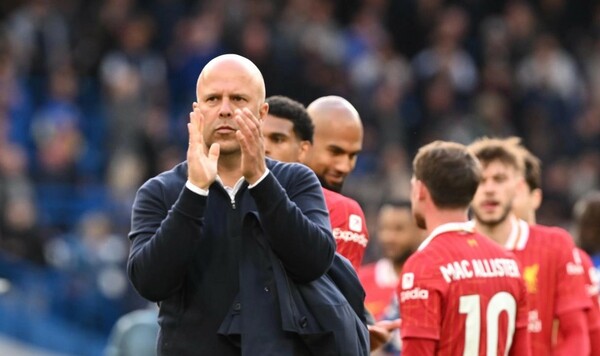 Арне СЛОТ: «Для меня неожиданно, что Ливерпуль опережает Челси на 19 очков» Челси, Ливерпуль, Кьеза, Премьер, Федерико