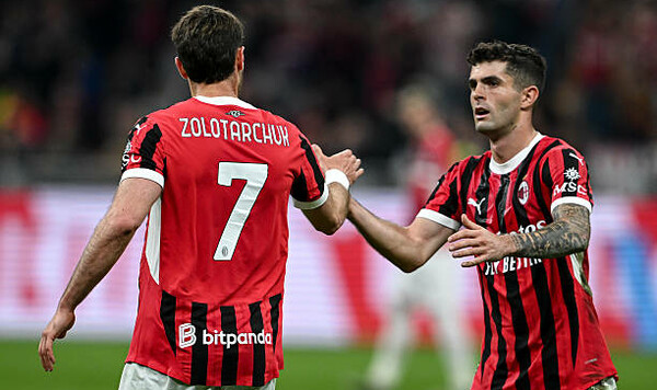 Украинские корни. Вышел на игру с именем Золотарчук и сделал дубль за Милан Хіменес, Золотарчук, Болонья, Пулішич, Орсоліні