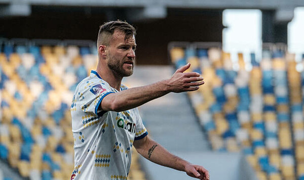 «Было неприятно». Ребров разочаровал лидера Динамо Динамо, Ярмоленко