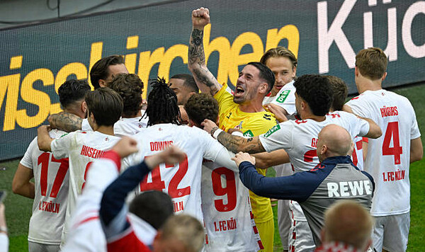 Бундеслигу, Эльферсберг, Гамбург, Кельн, Фюрт