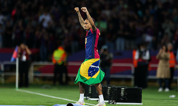 Рафинья, Барсой, Лидса