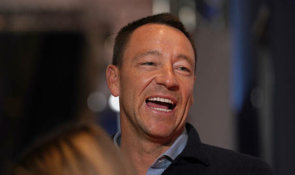 ФОТО. Легенда Челси потролил Тоттенхэм после триумфа в Лиге Европы Кубок, Терри, Тоттенхэм, Челси, Кубке