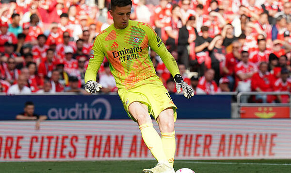 Не буду менять стратегию. В Бенфике приняли неприятное решение для Трубина Бенфике, Трубін, Португалії, Анатолій, Лаже