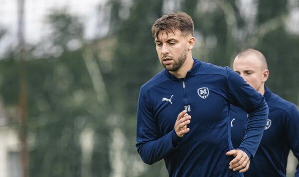 Последний шанс. Полузащитник Металлиста 1925 в ожидании переходных матчей Металлист, Премьер, Берег, Левым