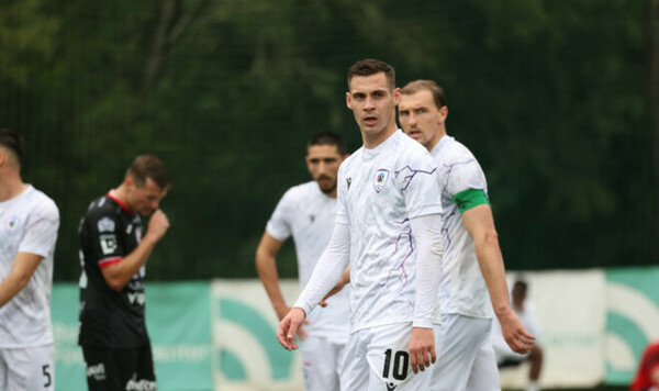 Экс-капитан ЛНЗ уйдет из клуба. На него претендуют три комадны УПЛ Виталий, Украинской, Премьер, Бойко