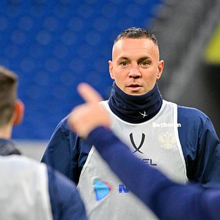 Стала известна зарплата Дзюбы по новому контракту с «Акроном» Акрон, Дзюбы